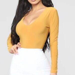 Fashion Nova Take The Plunge V Neck Long Sleeve Stretch Mustard Bodysuit S